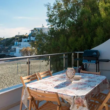 Front South Crete Apartmán